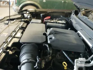 ✅ 2024 GMC Canyon 4WD AT4 • VIN: 1GTP6DEK7R1134722 • Lot: 42313683. Wystawiony na IAAI z przebiegiem 38 208 mil. Bezpłatny archiwum sprzedaży aukcyjnych z USA i szczegółowy raport historii pojazdu na DreamBid. Zdjęcie 25.