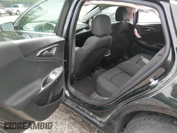 ✅ 2024 Chevrolet Malibu LT • VIN: 1G1ZD5ST4RF183356 • Lot: 44809612. Wystawiony na IAAI z przebiegiem 46 807 mil. Bezpłatny archiwum sprzedaży aukcyjnych z USA i szczegółowy raport historii pojazdu na DreamBid. Zdjęcie 8.