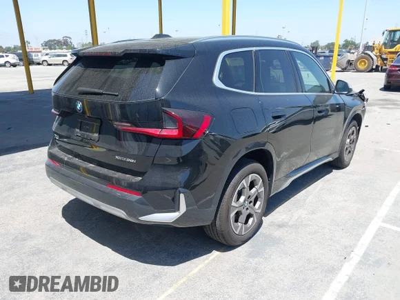✅ 2023 BMW X1 xDrive28i • VIN: WBX73EF08P5X69145 • Лот: 42158082. Опубликован ранее на IAAI с пробегом 6 357 миль. Бесплатный доступ к архиву аукционных продаж из США и подробный отчёт об истории автомобиля на DreamBid. Изображение 4.