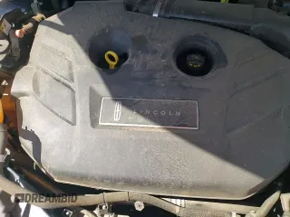 ✅ 2018 Lincoln MKC Premiere • VIN: 5LMCJ1C99JUL30359 • Lot: 60690195. Wystawiony na Copart z przebiegiem 78 296 mil. Bezpłatny archiwum sprzedaży aukcyjnych z USA i szczegółowy raport historii pojazdu na DreamBid. Zdjęcie 14.