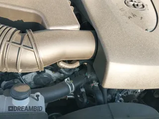 ✅ 2017 Toyota Tacoma SR5 • VIN: 3TMDZ5BN7HM018856 • Lot: 42722067. Wystawiony na IAAI z przebiegiem 123 194 mil. Bezpłatny archiwum sprzedaży aukcyjnych z USA i szczegółowy raport historii pojazdu na DreamBid. Zdjęcie 19.