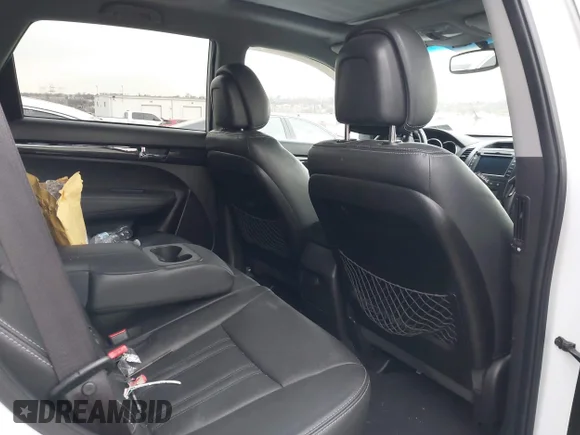 ✅ 2012 Kia Sorento SX • VIN: 5XYKWDA23CG301679 • Lot: 43988017. Listed on IAAI with 97,307 mi. Free auction sales archive from the USA and detailed vehicle history report at DreamBid. Image 8.