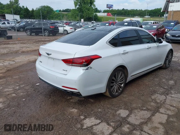 ✅ 2015 Hyundai Genesis 5.0L • VIN: KMHGN4JF8FU069686 • Лот: 42392245. Опубликован ранее на IAAI с пробегом 139 174 миль. Бесплатный доступ к архиву аукционных продаж из США и подробный отчёт об истории автомобиля на DreamBid. Изображение 4.