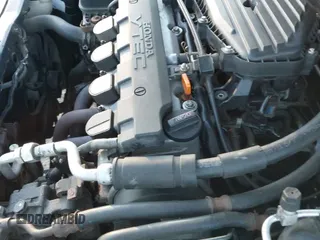 ✅ 2003 Honda Civic EX • VIN: 2HGES267X3H553773 • Lot: 43728244. Listed on IAAI with 188,882 mi. Free auction sales archive from the USA and detailed vehicle history report at DreamBid. Image 12.