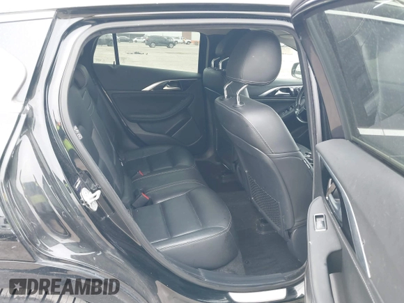 ✅ 2017 Infiniti QX30 Sport • VIN: SJKCH5CP3HA026770 • Lot: 44197606. Wystawiony na IAAI z przebiegiem 110 451 mil. Bezpłatny archiwum sprzedaży aukcyjnych z USA i szczegółowy raport historii pojazdu na DreamBid. Zdjęcie 8.