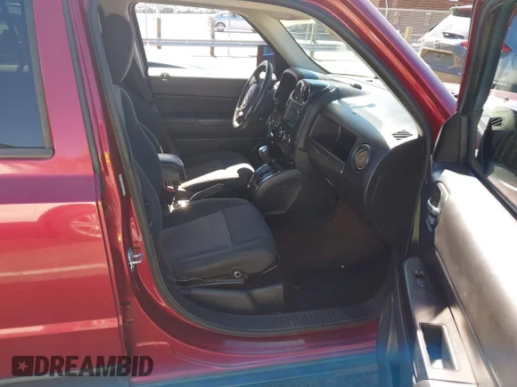 ✅ 2015 Jeep Patriot Latitude • VIN: 1C4NJRFB0FD257404 • Lot: 43461120. Listed on IAAI with 125,186 mi. Free auction sales archive from the USA and detailed vehicle history report at DreamBid. Image 5.