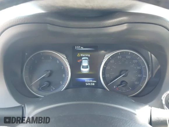 ✅ 2016 Infiniti Q50 Premium • VIN: JN1EV7AP2GM305498 • Лот: 44927386. Опубліковано раніше на IAAI з пробігом 70 549 миль. Безкоштовний доступ до архіву аукціонних продажів зі США та докладний звіт про історію автомобіля на DreamBid. Зображення 7.