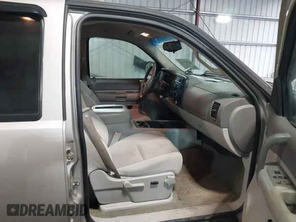 ✅ 2009 GMC Sierra 1500 SLE • VIN: 3GTEK233X9G138218 • Lot: 44389103. Wystawiony na IAAI z przebiegiem 190 332 mil. Bezpłatny archiwum sprzedaży aukcyjnych z USA i szczegółowy raport historii pojazdu na DreamBid. Zdjęcie 5.