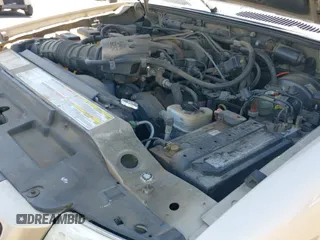 ✅ 2002 Ford Explorer Sport Trac Value • VIN: 1FMZU77E02UC57625 • Lot: 42866540. Listed on IAAI with 64,817 mi. Free auction sales archive from the USA and detailed vehicle history report at DreamBid. Image 19.