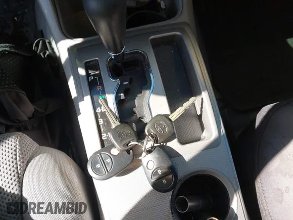 ✅ 2008 Toyota Tacoma PreRunner • VIN: 5TEKU72NX8Z497732 • Lot: 44258487. Wystawiony na IAAI z przebiegiem 239 048 mil. Bezpłatny archiwum sprzedaży aukcyjnych z USA i szczegółowy raport historii pojazdu na DreamBid. Zdjęcie 11.