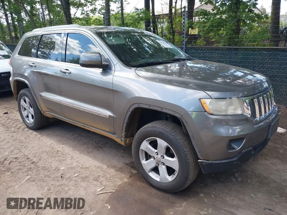 ✅ 2012 Jeep Grand Cherokee Laredo Altitude • VIN: 1C4RJFAT1CC111868 • Лот: 45114940. Опубликован ранее на IAAI с пробегом 190 768 миль. Бесплатный доступ к архиву аукционных продаж из США и подробный отчёт об истории автомобиля на DreamBid. Изображение 1.