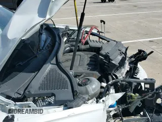 ✅ 2022 Volkswagen Tiguan SEL R-Line • VIN: 3VV4B7AX5NM109074 • Lot: 41811750. Wystawiony na IAAI z przebiegiem 29 069 mil. Bezpłatny archiwum sprzedaży aukcyjnych z USA i szczegółowy raport historii pojazdu na DreamBid. Zdjęcie 20.