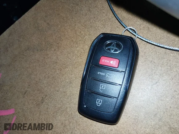 ✅ 2025 Toyota Camry SE • VIN: 4T1DBADK0SU016543 • Лот: 45246294. Опубликован ранее на IAAI с пробегом 16 691 миль. Бесплатный доступ к архиву аукционных продаж из США и подробный отчёт об истории автомобиля на DreamBid. Изображение 11.