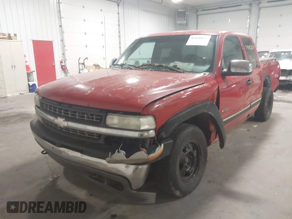 ✅ 2002 Chevrolet Silverado 1500 LS • VIN: 2GCEK19V421153766 • Lot: 42456838. Wystawiony na IAAI z przebiegiem 264 351 mil. Bezpłatny archiwum sprzedaży aukcyjnych z USA i szczegółowy raport historii pojazdu na DreamBid. Zdjęcie 6.