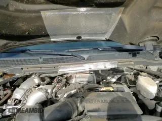 ✅ 2019 GMC Sierra 2500HD Denali • VIN: 1GT12SEY7KF125117 • Лот: 80319635. Опубликован ранее на Copart с пробегом 141 830 миль. Бесплатный доступ к архиву аукционных продаж из США и подробный отчёт об истории автомобиля на DreamBid. Изображение 15.