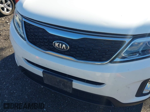 ✅ 2015 Kia Sorento LX • VIN: 5XYKTCA63FG606657 • Лот: 45340251. Опубликован ранее на IAAI с пробегом 62 352 миль. Бесплатный доступ к архиву аукционных продаж из США и подробный отчёт об истории автомобиля на DreamBid. Изображение 6.