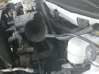 ✅ 2015 GMC Savana • VIN: 1GTW7FCG5F1126715 • Lot: 42691218. Wystawiony na IAAI z przebiegiem 290 782 mil. Bezpłatny archiwum sprzedaży aukcyjnych z USA i szczegółowy raport historii pojazdu na DreamBid. Zdjęcie 21.