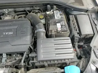 ✅ 2019 Audi A3 Cabriolet Premium Plus • VIN: WAUYELFF8K1032304 • Лот: 67625825. Опубликован ранее на Copart с пробегом 39 623 миль. Бесплатный доступ к архиву аукционных продаж из США и подробный отчёт об истории автомобиля на DreamBid. Изображение 16.