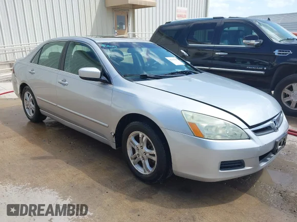 ✅ 2007 Honda Accord EX • VIN: 1HGCM55727A222548 • Lot: 42610190. Listed on IAAI with 289,012 mi. Free auction sales archive from the USA and detailed vehicle history report at DreamBid. Image 1.