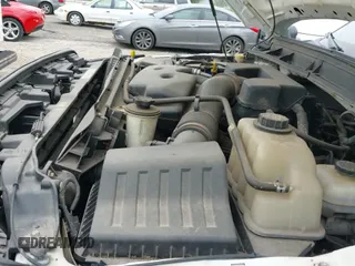 ✅ 2012 Ford F-250 XL • VIN: 1FDBF2B66CEC35476 • Lot: 42495436. Wystawiony na IAAI z przebiegiem 505 745 mil. Bezpłatny archiwum sprzedaży aukcyjnych z USA i szczegółowy raport historii pojazdu na DreamBid. Zdjęcie 17.