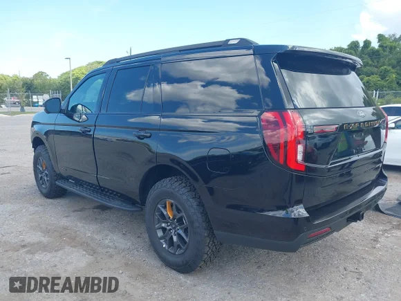 ✅ 2026 Ford Expedition Tremor • VIN: 1FMJU1RG1TEA14314 • Lot: 45341906. Wystawiony na IAAI z przebiegiem 513 mil. Bezpłatny archiwum sprzedaży aukcyjnych z USA i szczegółowy raport historii pojazdu na DreamBid. Zdjęcie 3.