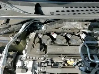 ✅ 2025 Toyota Corolla SE • VIN: 5YFP4MCE6SP225971 • Лот: 82716575. Опубликован ранее на Copart с пробегом 10 064 миль. Бесплатный доступ к архиву аукционных продаж из США и подробный отчёт об истории автомобиля на DreamBid. Изображение 14.