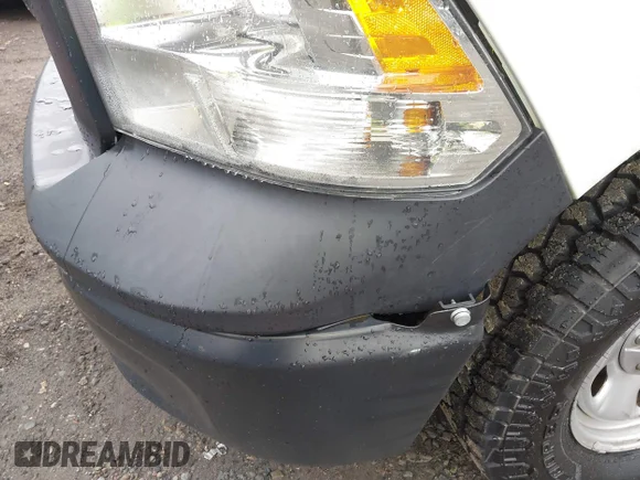 ✅ 2015 Ram 1500 Tradesman • VIN: 3C6JR6DG6FG559648 • Лот: 40453059. Опубликован ранее на IAAI с пробегом 226 579 миль. Бесплатный доступ к архиву аукционных продаж из США и подробный отчёт об истории автомобиля на DreamBid. Изображение 6.