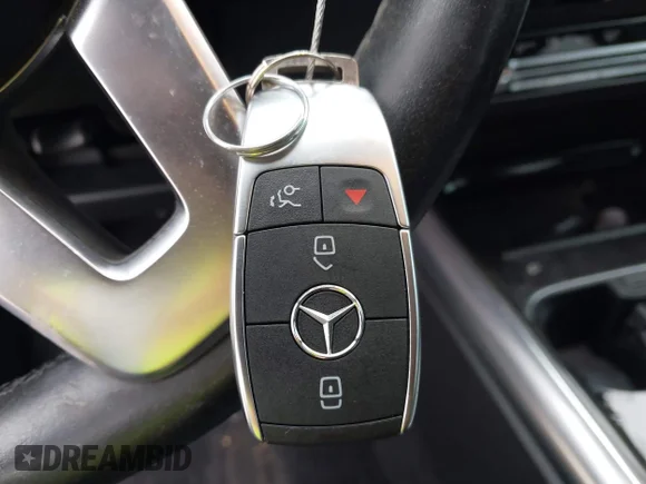 ✅ 2021 Mercedes-Benz GLA 250 • VIN: W1N4N4GB5MJ280556 • Lot: 45037380. Wystawiony na IAAI z przebiegiem 49 019 mil. Bezpłatny archiwum sprzedaży aukcyjnych z USA i szczegółowy raport historii pojazdu na DreamBid. Zdjęcie 11.