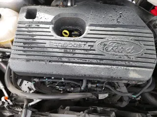 ✅ 2020 Ford Escape Titanium • VIN: 1FMCU9J93LUB09208 • Lot: 85160405. Wystawiony na Copart z przebiegiem 37 073 mil. Bezpłatny archiwum sprzedaży aukcyjnych z USA i szczegółowy raport historii pojazdu na DreamBid. Zdjęcie 17.