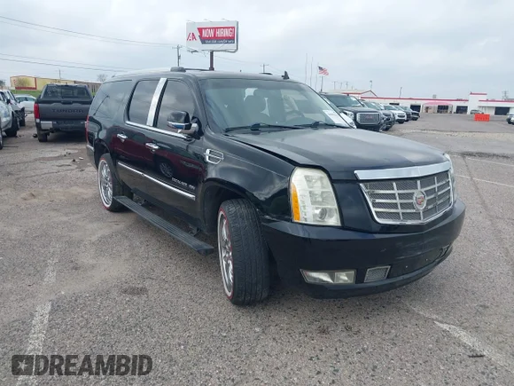 ✅ 2011 Cadillac Escalade ESV Premium • VIN: 1GYS4JEF8BR115003 • Лот: 44469438. Опубликован ранее на IAAI с пробегом 217 097 миль. Бесплатный доступ к архиву аукционных продаж из США и подробный отчёт об истории автомобиля на DreamBid. Изображение 1.