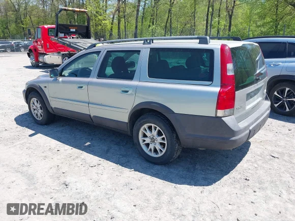 ✅ 2004 Volvo V70 XC Cross Country • VIN: YV1SZ59H641166926 • Lot: 42230670. Wystawiony na IAAI z przebiegiem 232 728 mil. Bezpłatny archiwum sprzedaży aukcyjnych z USA i szczegółowy raport historii pojazdu na DreamBid. Zdjęcie 3.