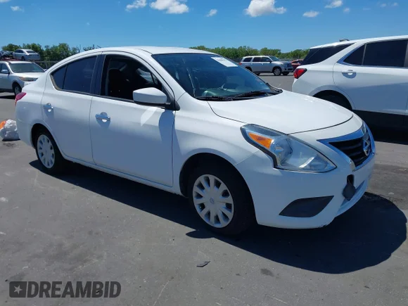 ✅ 2019 Nissan Versa S • VIN: 3N1CN7AP5KL865686 • Lot: 44608193. Listed on IAAI with 93,277 mi. Free auction sales archive from the USA and detailed vehicle history report at DreamBid. Image 1.