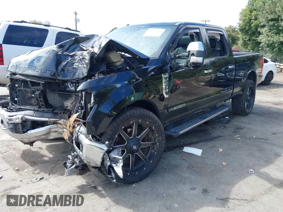 ✅ 2017 Ford F-250 XL • VIN: 1FT7W2BT2HEC06015 • Лот: 43297681. Опубліковано раніше на IAAI з пробігом 142 926 миль. Безкоштовний доступ до архіву аукціонних продажів зі США та докладний звіт про історію автомобіля на DreamBid. Зображення 2.