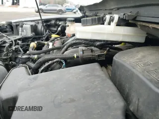 ✅ 2019 Ford Escape SE • VIN: 1FMCU0GD7KUB96472 • Lot: 43736790. Wystawiony na IAAI z przebiegiem 97 473 mil. Bezpłatny archiwum sprzedaży aukcyjnych z USA i szczegółowy raport historii pojazdu na DreamBid. Zdjęcie 19.