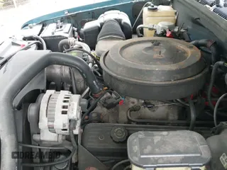 ✅ 1995 GMC Suburban • VIN: 1GDFK16K8SJ741041 • Lot: 42315676. Listed on IAAI with 159,312 mi. Free auction sales archive from the USA and detailed vehicle history report at DreamBid. Image 21.