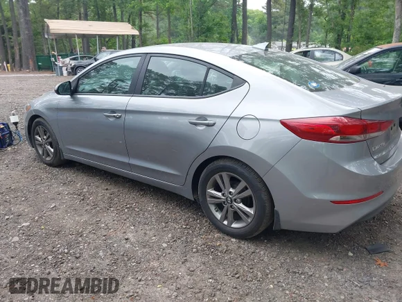 ✅ 2017 Hyundai Elantra SE • VIN: 5NPD84LF4HH057740 • Lot: 45333887. Listed on IAAI with 183,109 mi. Free auction sales archive from the USA and detailed vehicle history report at DreamBid. Image 3.