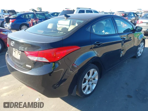 ✅ 2013 Hyundai Elantra GLS • VIN: 5NPDH4AE8DH371623 • Lot: 43908015. Wystawiony na IAAI z przebiegiem 139 014 mil. Bezpłatny archiwum sprzedaży aukcyjnych z USA i szczegółowy raport historii pojazdu na DreamBid. Zdjęcie 4.