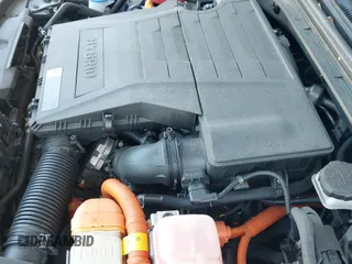 ✅ 2020 Hyundai Ioniq Blue • VIN: KMHC65LC8LU241795 • Lot: 41806566. Wystawiony na IAAI z przebiegiem 63 774 mil. Bezpłatny archiwum sprzedaży aukcyjnych z USA i szczegółowy raport historii pojazdu na DreamBid. Zdjęcie 19.