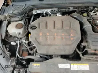 ✅ 2024 Volkswagen Golf GTI S • VIN: WVWGA7CD7RW143914 • Lot: 89549025. Wystawiony na Copart z przebiegiem 42 426 mil. Bezpłatny archiwum sprzedaży aukcyjnych z USA i szczegółowy raport historii pojazdu na DreamBid. Zdjęcie 14.