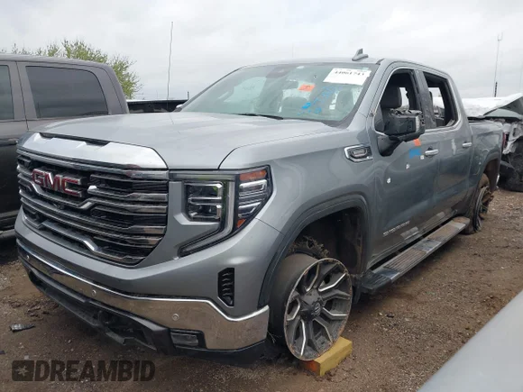 ✅ 2023 GMC Sierra 1500 SLT • VIN: 3GTUUDE82PG181913 • Lot: 44061743. Wystawiony na IAAI z przebiegiem 39 689 mil. Bezpłatny archiwum sprzedaży aukcyjnych z USA i szczegółowy raport historii pojazdu na DreamBid. Zdjęcie 2.