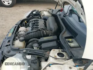 ✅ 2009 MINI Clubman S • VIN: WMWMM33559TP91682 • Lot: 42882489. Wystawiony na IAAI z przebiegiem 105 479 mil. Bezpłatny archiwum sprzedaży aukcyjnych z USA i szczegółowy raport historii pojazdu na DreamBid. Zdjęcie 22.