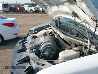 ✅ 2017 Chevrolet Express Cargo • VIN: 1GCWGBFF1H1136625 • Lot: 43149664. Listed on IAAI with 207,694 mi. Free auction sales archive from the USA and detailed vehicle history report at DreamBid. Image 20.