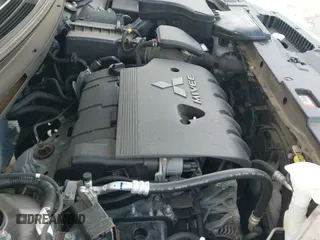 ✅ 2019 Mitsubishi Outlander ES • VIN: JA4AZ3A31KZ033926 • Lot: 43396938. Wystawiony na IAAI z przebiegiem 85 898 mil. Bezpłatny archiwum sprzedaży aukcyjnych z USA i szczegółowy raport historii pojazdu na DreamBid. Zdjęcie 19.