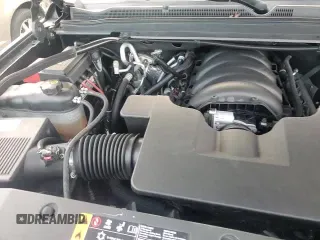 ✅ 2019 Chevrolet Suburban LT • VIN: 1GNSCHKC7KR185384 • Lot: 94941855. Wystawiony na Copart z przebiegiem 58 492 mil. Bezpłatny archiwum sprzedaży aukcyjnych z USA i szczegółowy raport historii pojazdu na DreamBid. Zdjęcie 14.