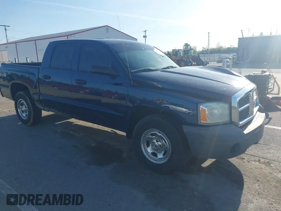 ✅ 2006 Dodge Dakota ST • VIN: 1D7HW28K26S602078 • Lot: 45001936. Listed on IAAI with 169,003 mi. Free auction sales archive from the USA and detailed vehicle history report at DreamBid. Image 1.
