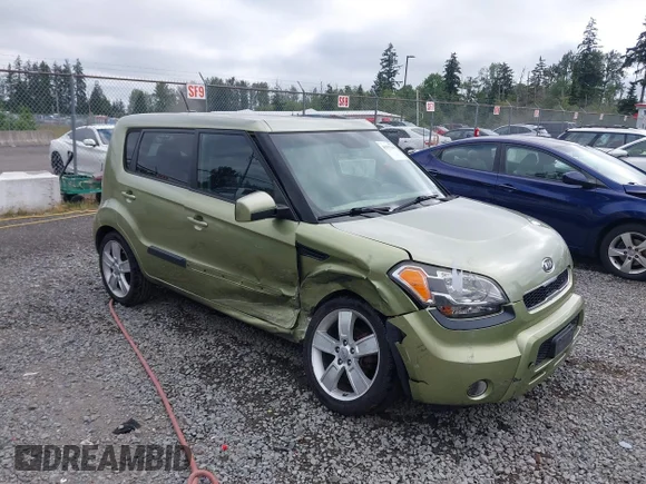 ✅ 2011 Kia Soul + • VIN: KNDJT2A29B7234106 • Lot: 45397548. Wystawiony na IAAI z przebiegiem 216 018 mil. Bezpłatny archiwum sprzedaży aukcyjnych z USA i szczegółowy raport historii pojazdu na DreamBid. Zdjęcie 1.