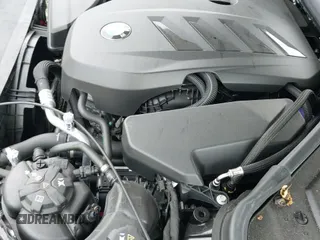 ✅ 2025 BMW 3 Series 330i xDrive • VIN: 3MW89CW05S8F17124 • Lot: 43264941. Wystawiony na IAAI z przebiegiem 857 mil. Bezpłatny archiwum sprzedaży aukcyjnych z USA i szczegółowy raport historii pojazdu na DreamBid. Zdjęcie 25.