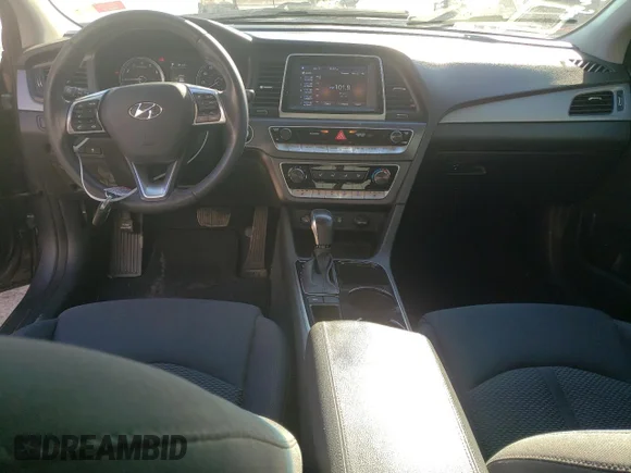 ✅ 2018 Hyundai Sonata Limited • VIN: 5NPE34AF4JH641597 • Лот: 38509583. Опубліковано раніше на Copart з пробігом 97 000 миль. Безкоштовний доступ до архіву аукціонних продажів зі США та докладний звіт про історію автомобіля на DreamBid. Зображення 8.
