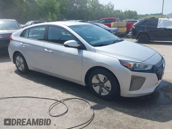 ✅ 2018 Hyundai Ioniq Blue • VIN: KMHC65LC6JU075967 • Лот: 45362993. Опубликован ранее на IAAI с пробегом 63 144 миль. Бесплатный доступ к архиву аукционных продаж из США и подробный отчёт об истории автомобиля на DreamBid. Изображение 1.