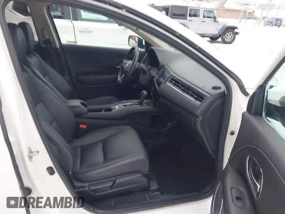 ✅ 2020 Honda HR-V Touring • VIN: 3CZRU6H97LM715743 • Лот: 44012565. Опубліковано раніше на IAAI з пробігом 60 223 миль. Безкоштовний доступ до архіву аукціонних продажів зі США та докладний звіт про історію автомобіля на DreamBid. Зображення 5.